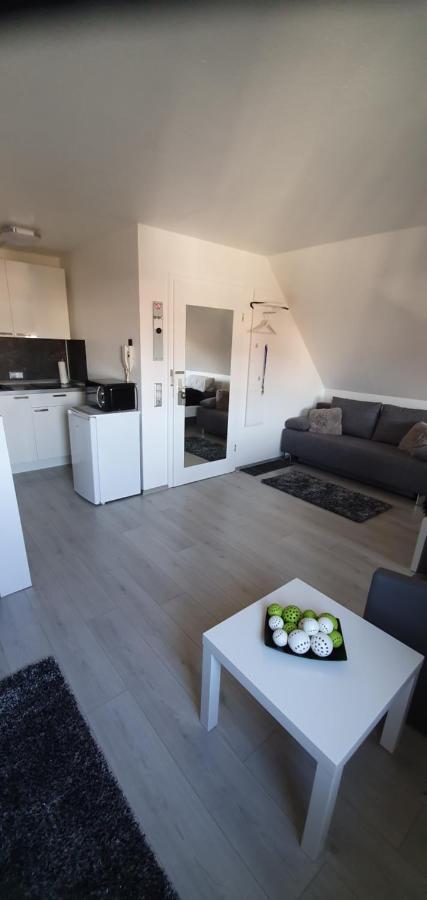 Unique Messe - Airport Apartment Steinenbronn ภายนอก รูปภาพ